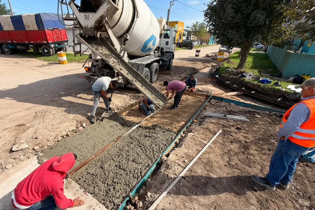 Finalizan mejoras de drenaje en el barrio Puente Colgante