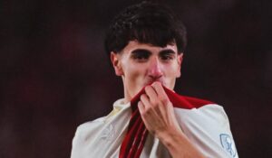 El Joven del Fútbol: Lucas Silva Lleva al Partido de Necochea a la Fama con River Plate