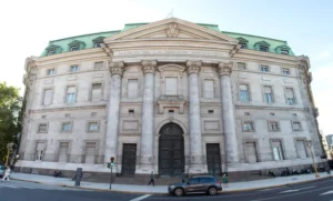 Banco Nacional ofrece ayuda a familias endeudadas en la Región