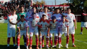 Liga Necochea de Fútbol: Un Lunes de Juegos Intensos