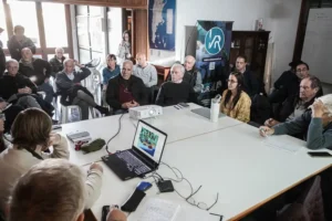 Intendentes de Necochea y San Cayetano se Reúnen con Autoridades para Pedir Ayuda Económica y Obras de Infraestructura