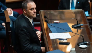 La Moción de Censura: un Recurso Histórico en la Política Argentina