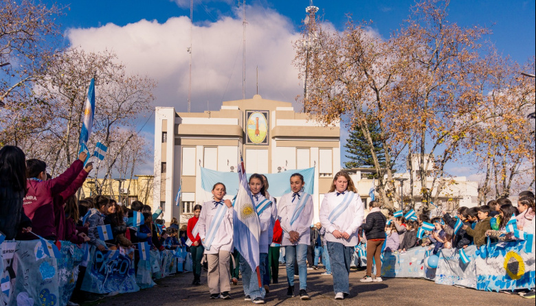 Comunidad educativa celebra 206º aniversario del fallecimiento del General Manuel Belgrano