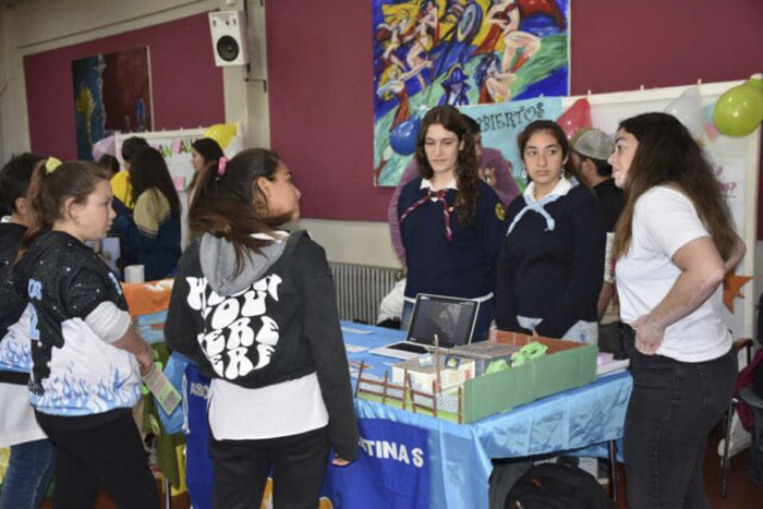 Jóvenes de Necochea se unen a la Asamblea Zonal de Decisión Niñez