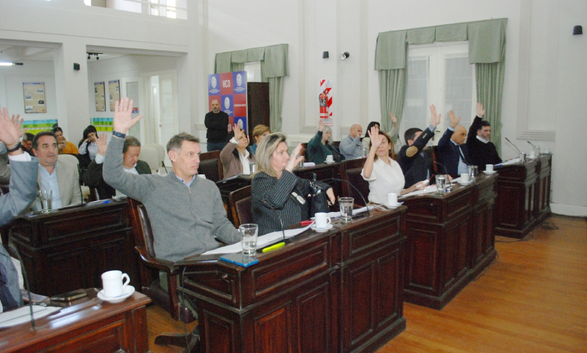 Unidad por la Mobiliidad: El Concejo Deliberante aprueba el aumento en la tarifa del transporte público