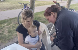 La vacunación infantil y en adultos mayores sufre un retroceso histórico en Argentina