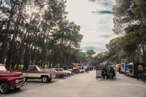 Necochea se llena de energía y pasión en el Car Show del Día del Amigo