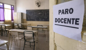 Gremios docentes opositores convocan a medidas de fuerza en Necochea