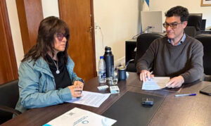 Puerto Quequén se suma a la Educación Ambiental con Alianza Estratégica con Amigos del Lago de los Cisnes