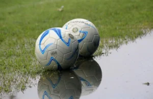 Liga Necochea de Fútbol suspende partidos por mal tiempo