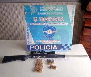 Un control de rutina en Necochea detiene a un hombre con un rifle y municiones no declaradas