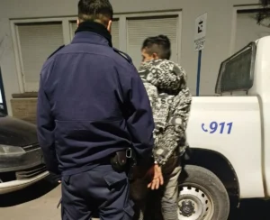 Personal Policial de Necochea Evita Incidente en Comercio