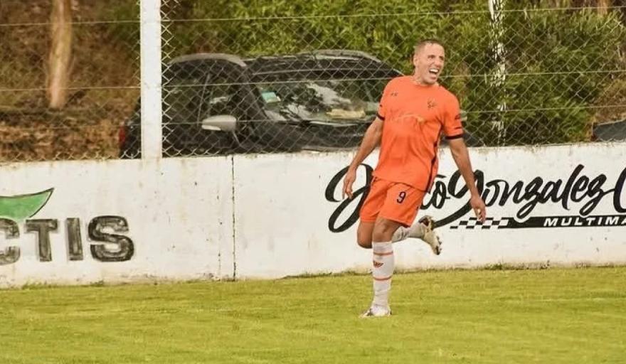 Victoria histórica de Villa Díaz Vélez en la Liga Necochea de Fútbol
