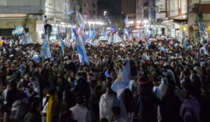 La Nación Celeste se Rinde en Necochea y Quequén