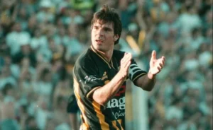 Recuerdo a Ceferino Tomás Abel Díaz: Un Volante Central que Dejó Huella en el Fútbol de Necochea