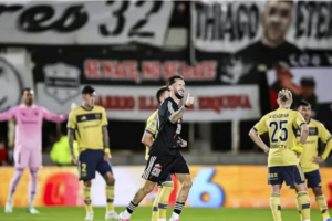 Boca Juniors debuta débil en el Torneo Clausura