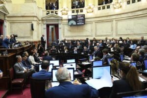 La ley de propiedad privada sigue en espera en el Senado